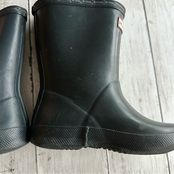 PREOWNED KIDS GIRLS BLACK HUNTER RAIN BOOTS SIZE 8 - Picture 6 of 12